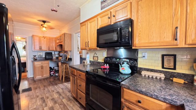 413 Elm Street, Ravenna, KY 40472