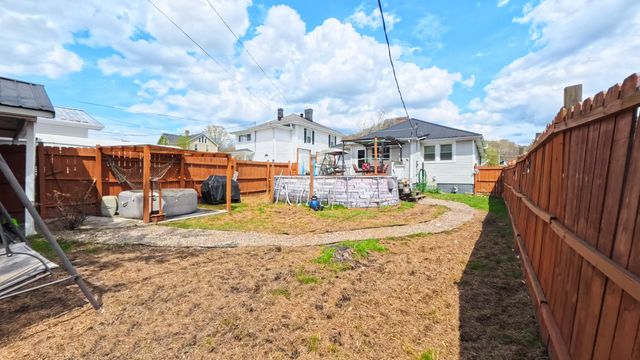 413 Elm Street, Ravenna, KY 40472