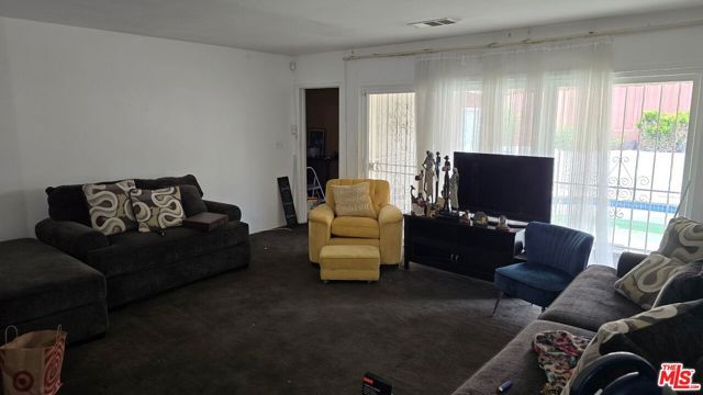 11908 Daleside Avenue, Hawthorne, CA 90250
