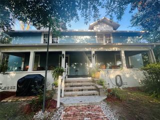 1124 NW 4TH STREET, Gainesville, FL 32601