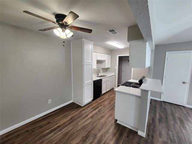 350 Spring Branch Lane, Kennedale, TX 76060