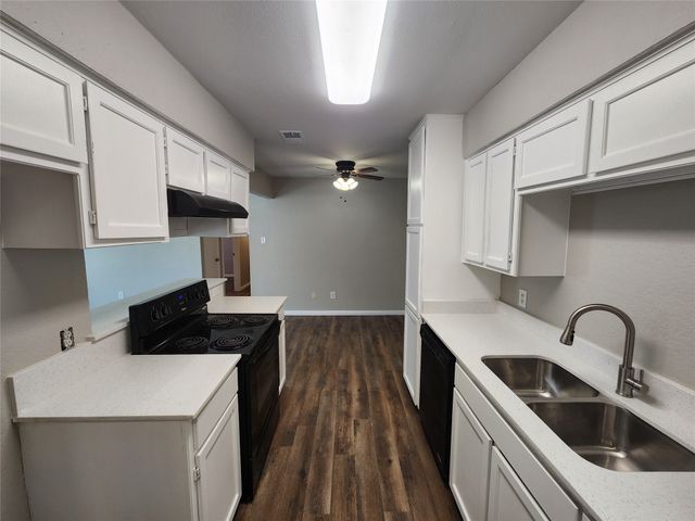 350 Spring Branch Lane, Kennedale, TX 76060