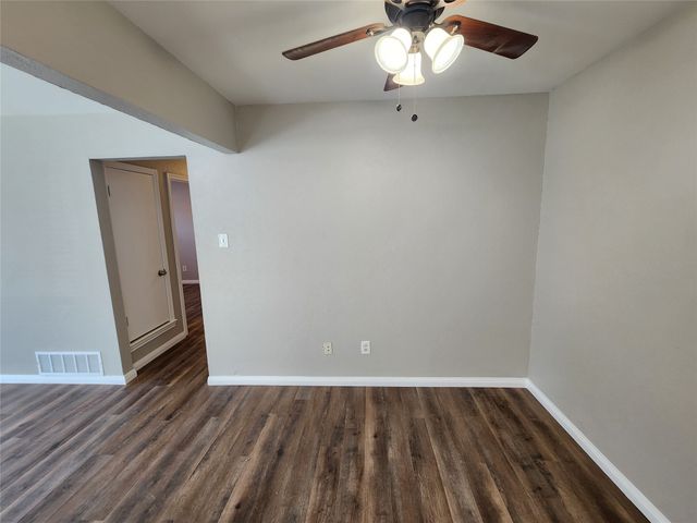 350 Spring Branch Lane, Kennedale, TX 76060