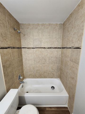 350 Spring Branch Lane, Kennedale, TX 76060
