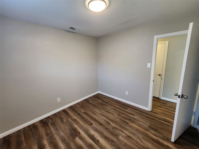 350 Spring Branch Lane, Kennedale, TX 76060