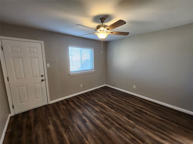 350 Spring Branch Lane, Kennedale, TX 76060