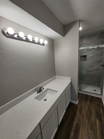 350 Spring Branch Lane, Kennedale, TX 76060