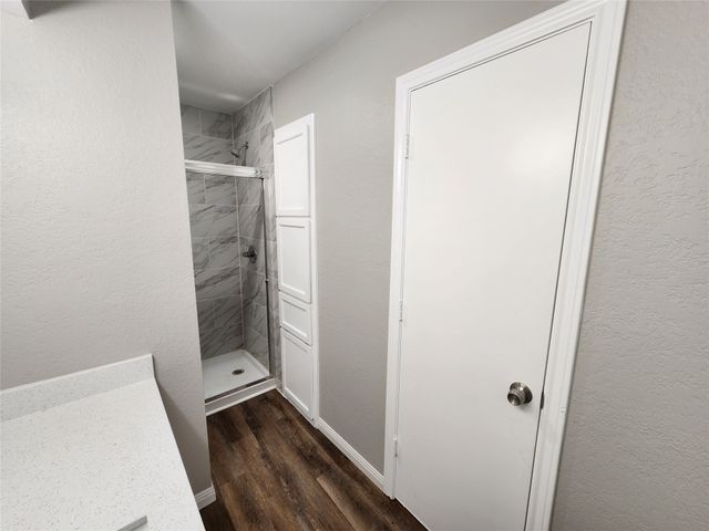 350 Spring Branch Lane, Kennedale, TX 76060