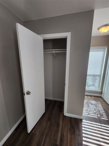 350 Spring Branch Lane, Kennedale, TX 76060