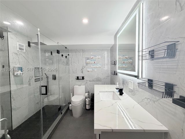 2201 S Ocean Dr 605, Hollywood, FL 33019