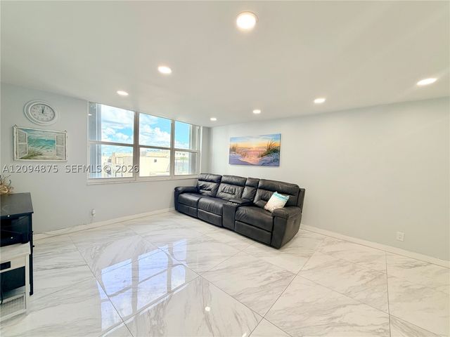 2201 S Ocean Dr 605, Hollywood, FL 33019