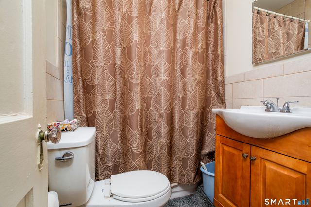 109 Oaklawn Avenue, Stamford, CT 06905