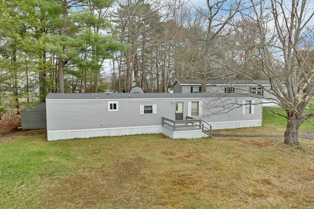 4 Slate Run, North Hampton, NH 03862