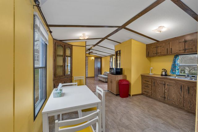 4 Slate Run, North Hampton, NH 03862