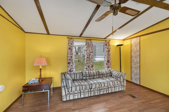 4 Slate Run, North Hampton, NH 03862