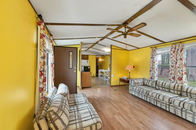 4 Slate Run, North Hampton, NH 03862