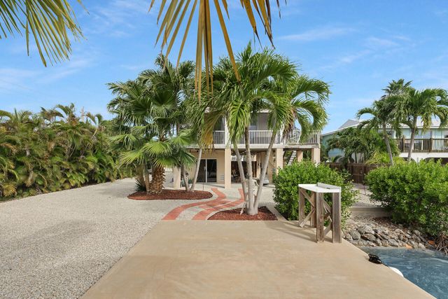 23012 Snapper Lane, Cudjoe Key, FL 33042