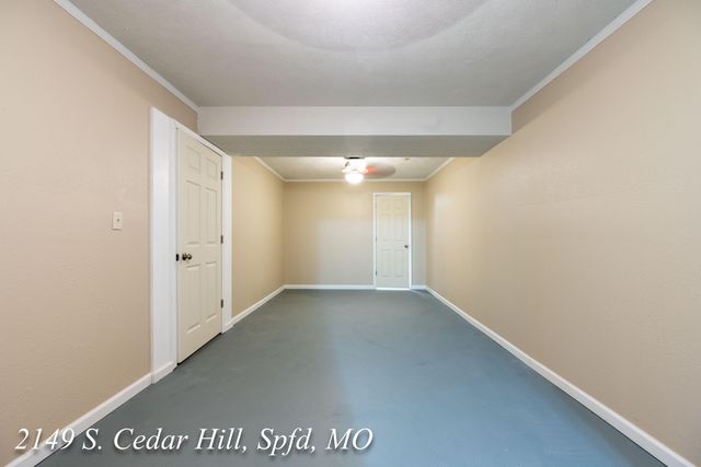 2149 S Cedar Hill Avenue, Springfield, MO 65809