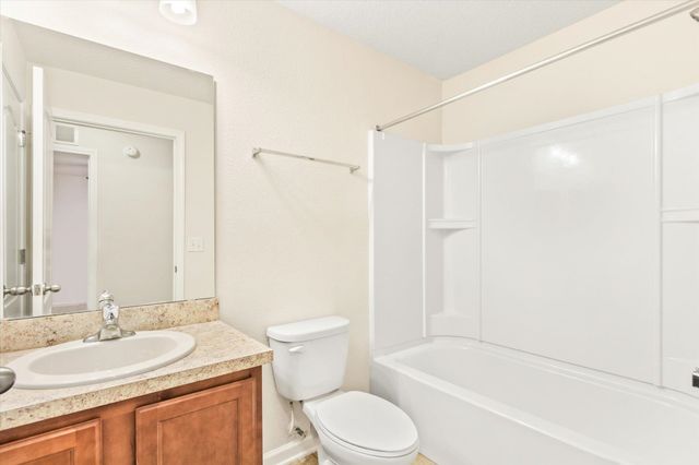 1511 Golden Lake Loop, St Augustine, FL 32084