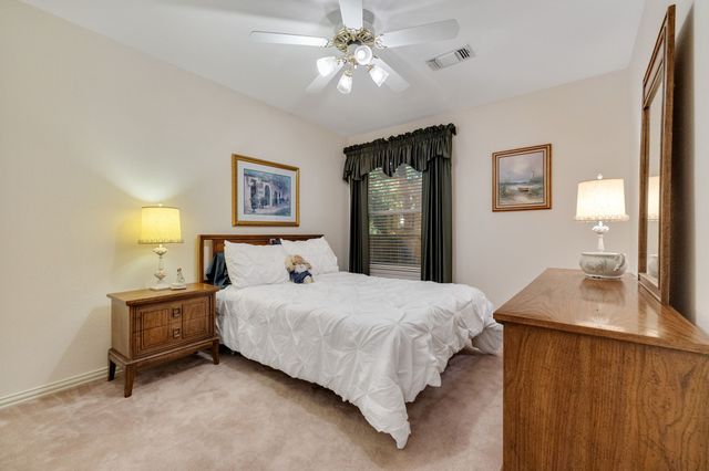 1602 Oak Ridge Drive, Corinth, TX 76210