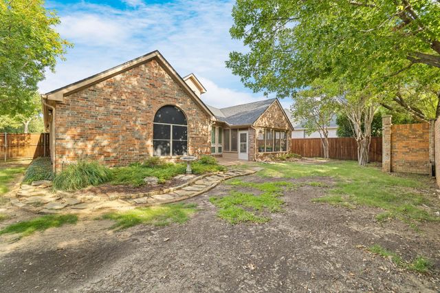 1602 Oak Ridge Drive, Corinth, TX 76210