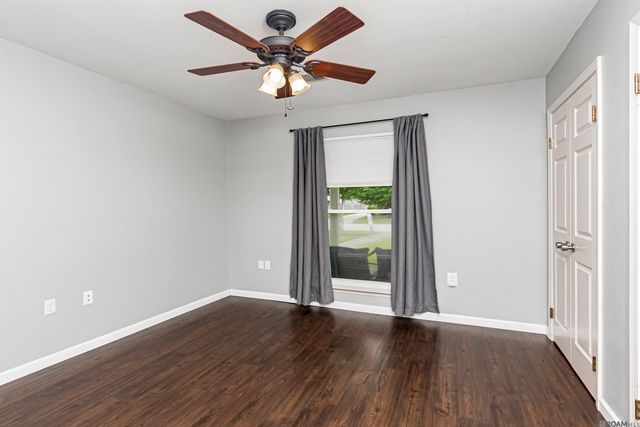 17247 Sharpsburg Ave, Baton Rouge, LA 70817