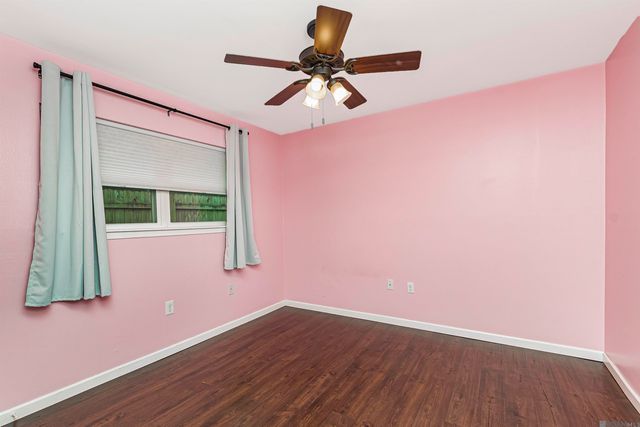 17247 Sharpsburg Ave, Baton Rouge, LA 70817
