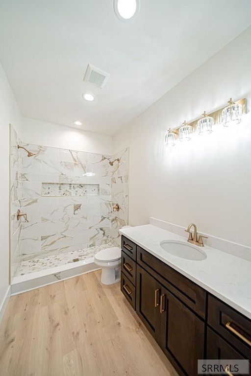 Image 27 of property listing at 3811 E 228 N, Rigby, ID 83442