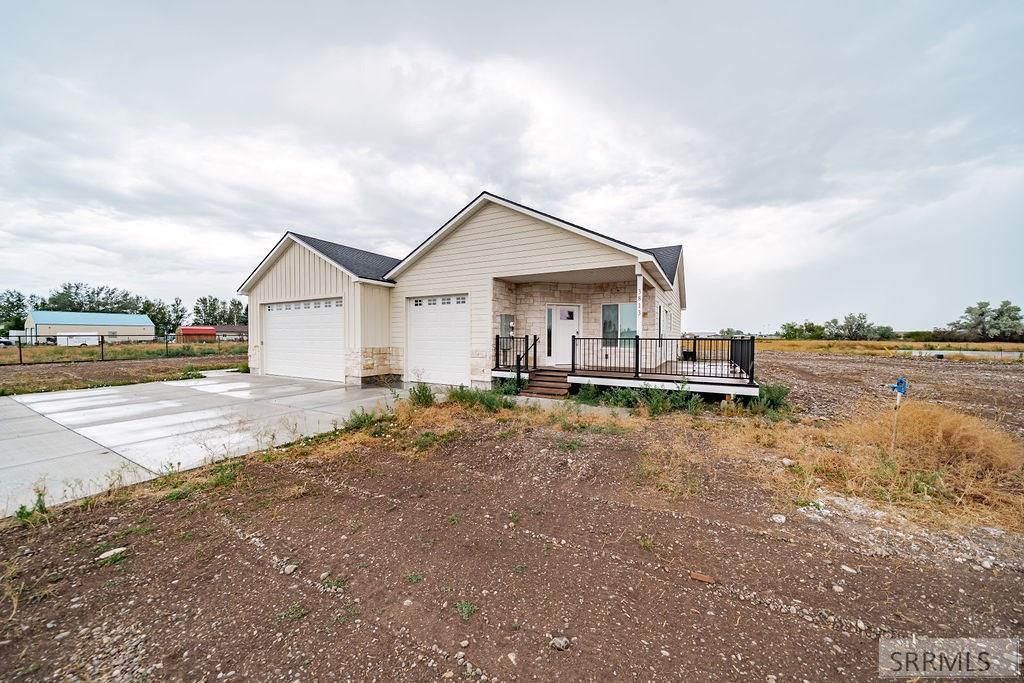 Image 7 of property listing at 3811 E 228 N, Rigby, ID 83442