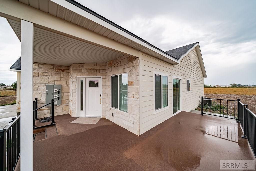 Image 9 of property listing at 3811 E 228 N, Rigby, ID 83442
