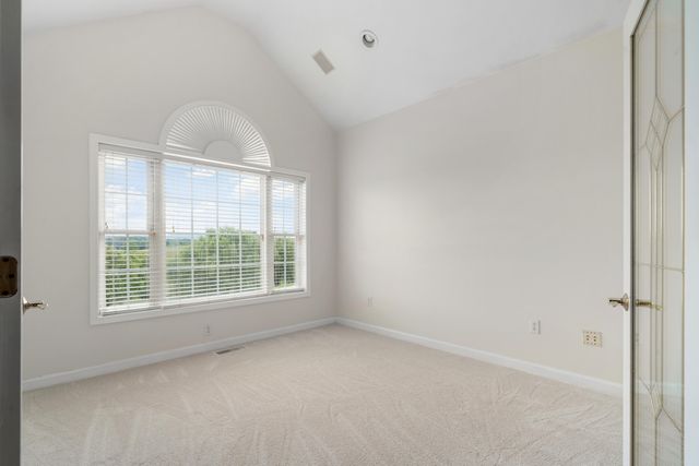 75 Walnut Manor DR, Fincastle, VA 24090
