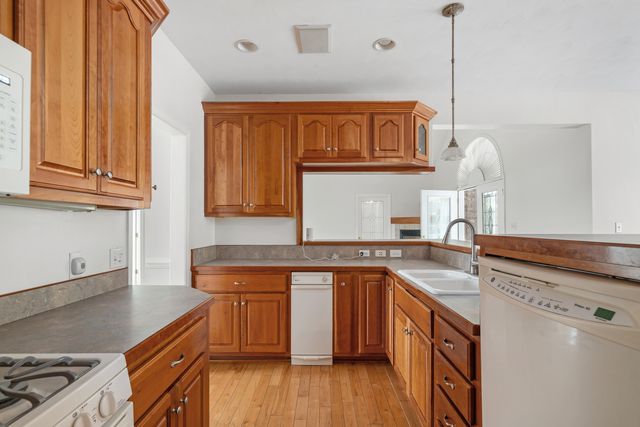 75 Walnut Manor DR, Fincastle, VA 24090