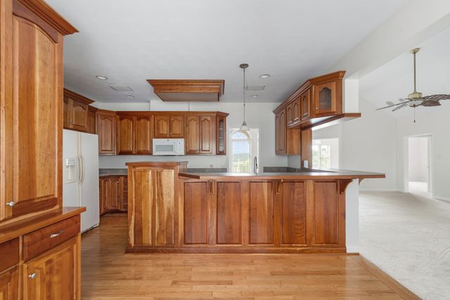 75 Walnut Manor DR, Fincastle, VA 24090