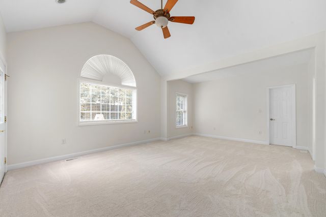 75 Walnut Manor DR, Fincastle, VA 24090