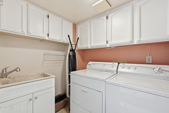 7412 N Mowry Place, Tucson, AZ 85741
