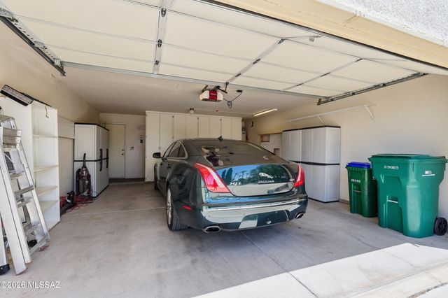 7412 N Mowry Place, Tucson, AZ 85741