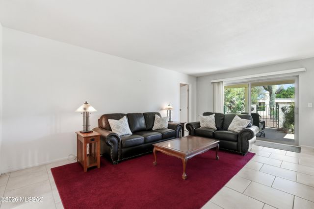 7412 N Mowry Place, Tucson, AZ 85741