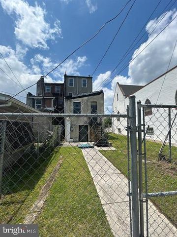 811 N MOUNT ST, Baltimore, MD 21217