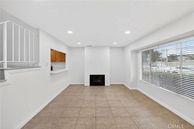 11360 166th 10, Cerritos, CA 90703