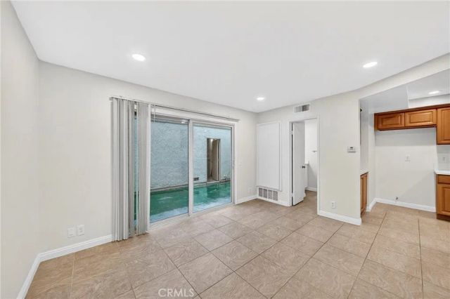 11360 166th 10, Cerritos, CA 90703