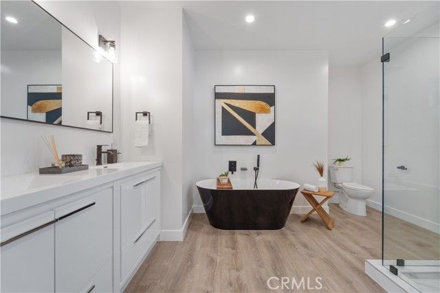 7717 Jamieson Avenue, Reseda (los Angeles), CA 91335