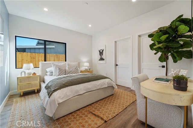 7717 Jamieson Avenue, Reseda (los Angeles), CA 91335