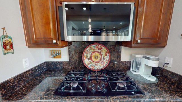 80136 Bridgeport Drive, Indio, CA 92201