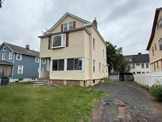 68 Marcy Ave, East Orange City, NJ 07017