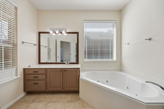 5193 Rolling Hills Drive, Frisco, TX 75036