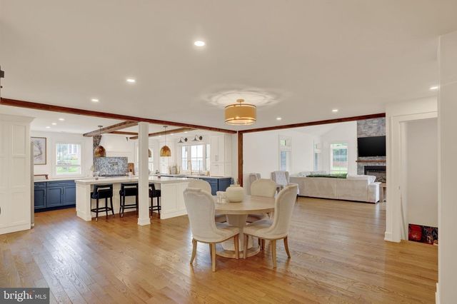 501 WASHINGTON CROSSING RD, Newtown, PA 18940