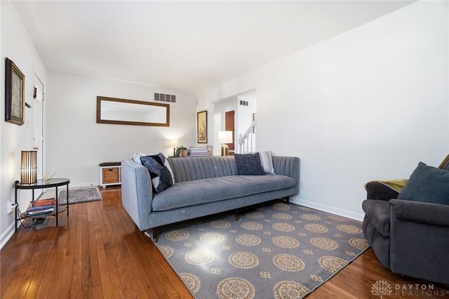 448 Triangle Avenue, Oakwood, OH 45419