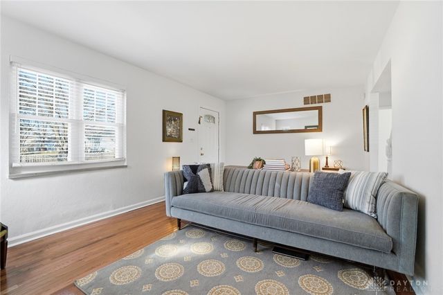 448 Triangle Avenue, Oakwood, OH 45419