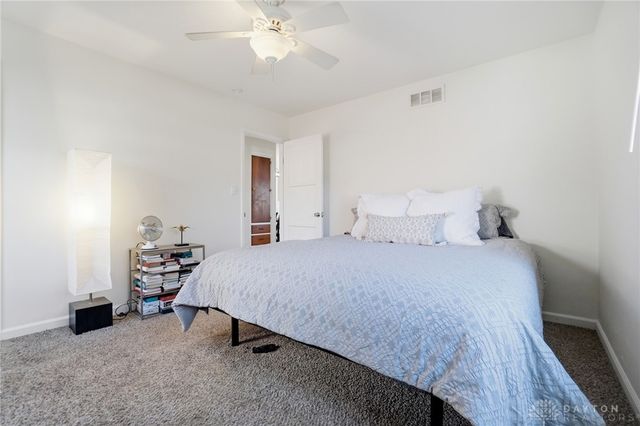 448 Triangle Avenue, Oakwood, OH 45419