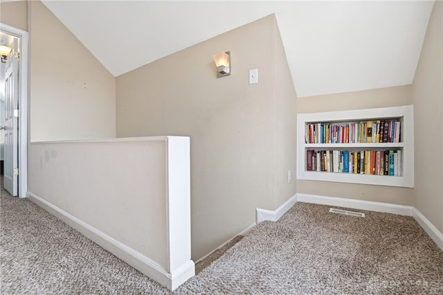 448 Triangle Avenue, Oakwood, OH 45419